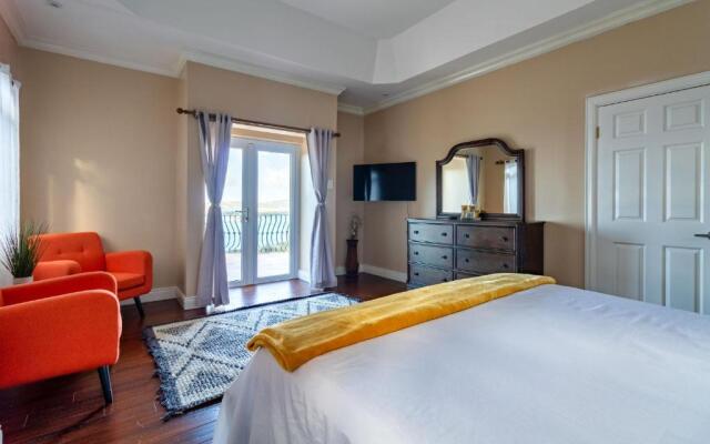 Luxury Getaway with Pool and Amazing Ocean view - Montego Bay