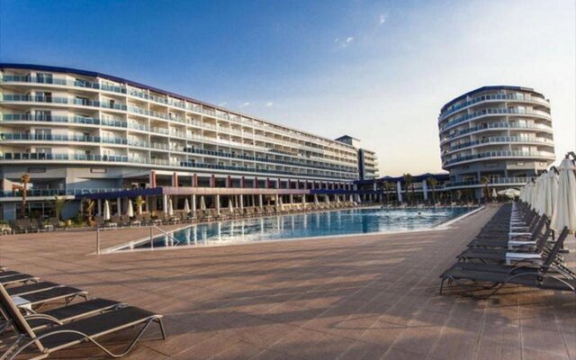 Eftalia Marin Resort Hotel