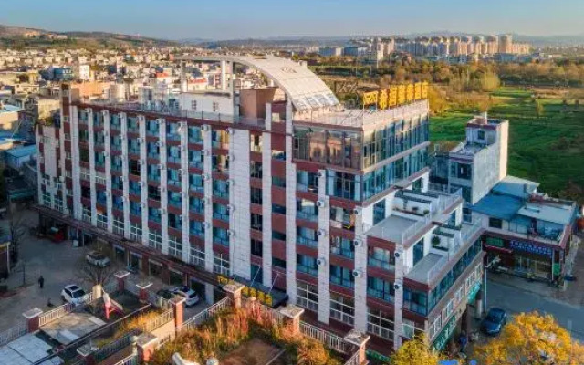 Xrxt Hotel