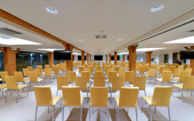 Hydrama Grand Hotel