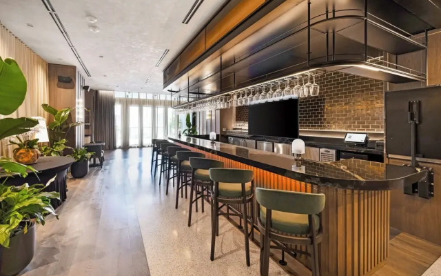 Cityscape Retreat Stylish 1BR