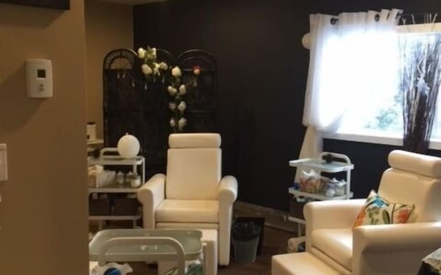 Spruce Hill Resort & Spa