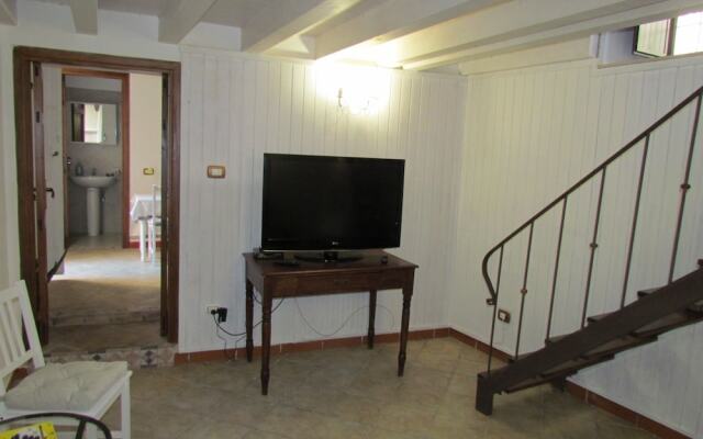 Casa corte degli Avolio