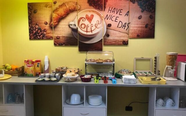 Color House Malpensa B&B