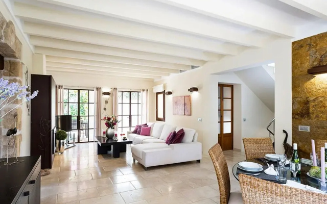 Villa Raconet in Cala Sant Vicen