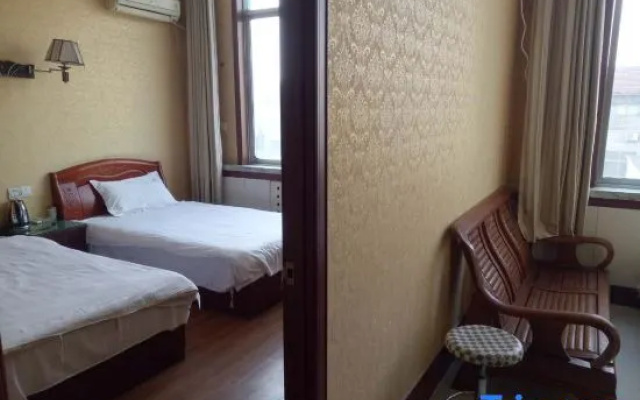 JuNan San Jiang Hotel