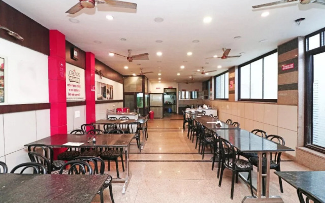 Hotel Crown