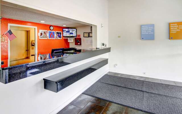 Motel 6 Union City, GA - Atlanta Airport