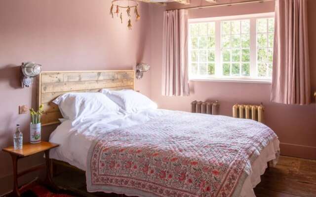 Large Country House in Ashdown Forest
