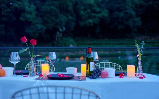 Wuhua Xingxiang Shanfang Hotel