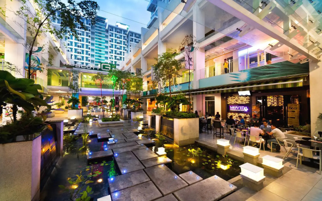 S-Suites at Scott Garden