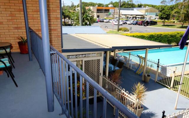 Beachlander Holiday Apartments