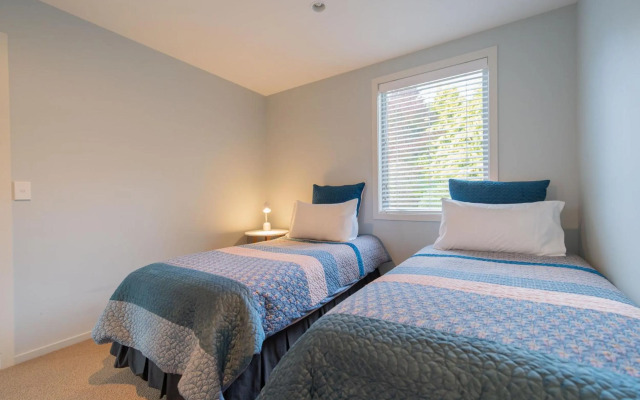 Southland Sounds - Te Anau Holiday Home