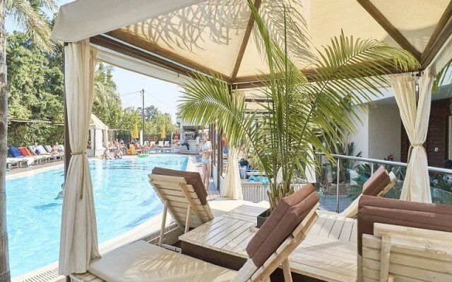 Troulakis Village Luxury Hotel
