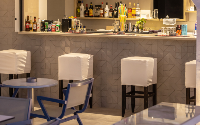 Athina Apartments
