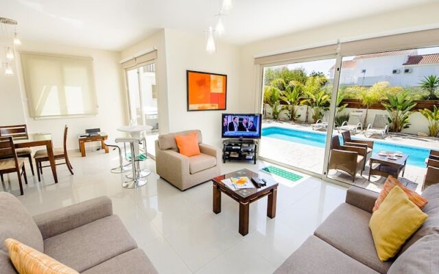 Rent Private Villa 018