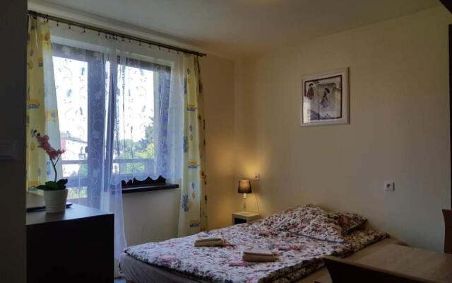 SEUL WILLA  Guest house n Restaurant