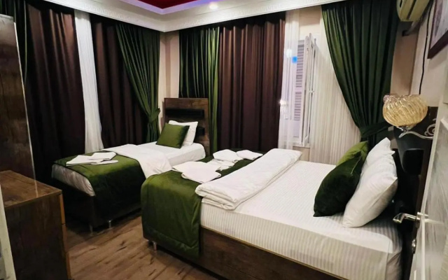 Lale Sultan Apart