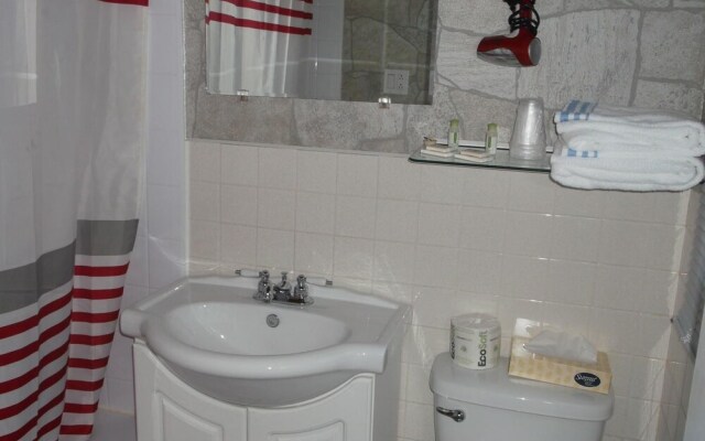 Haileybury Beach Motel