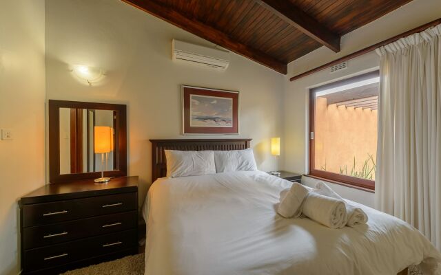 San Lameer Villa Rentals 2816