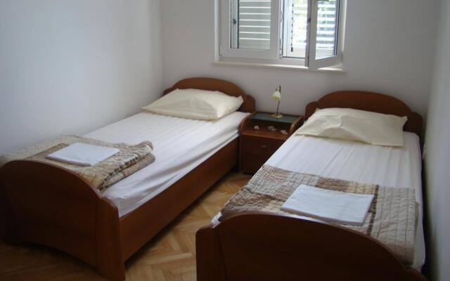 Adora Apartment 2