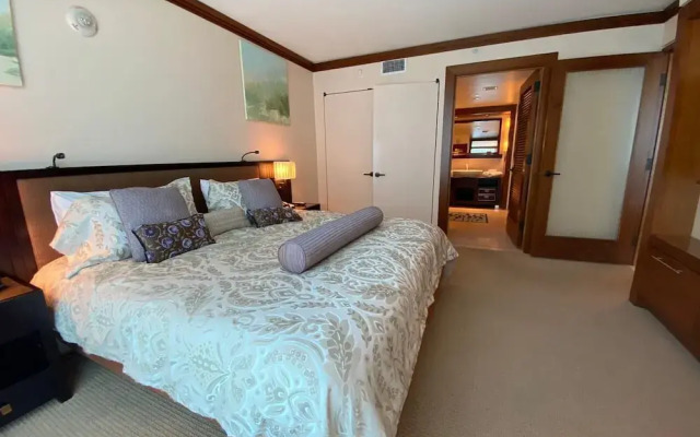 Carillon Miami Beach Private Suites