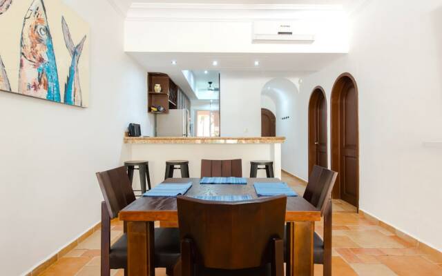 Dina 2Br Condo By Rmh