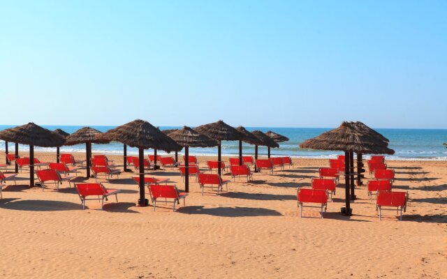 Conte Di Cabrera Hotel Club