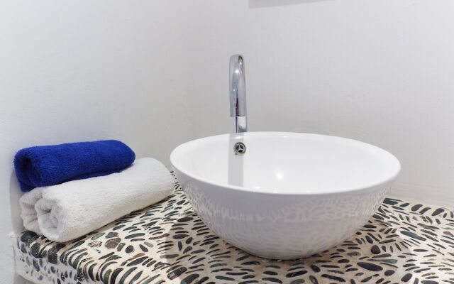 Cyprus Villages Hotel & Restaurant - Central Location - Bed & Breakfast - With Access To Pool And Stunning Views