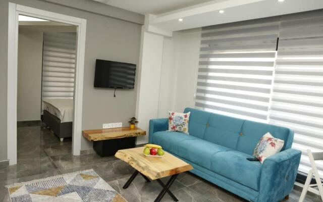 Comfortable and Modern Suite with Balcony in Narlidere, Izmir