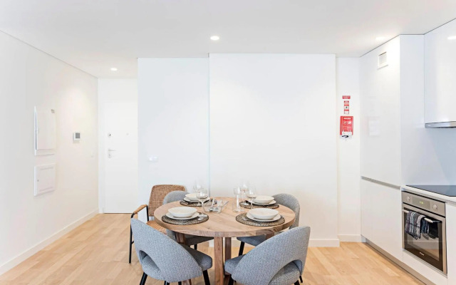 Paraíso -1B w/ AC & Patio by LovelyStay