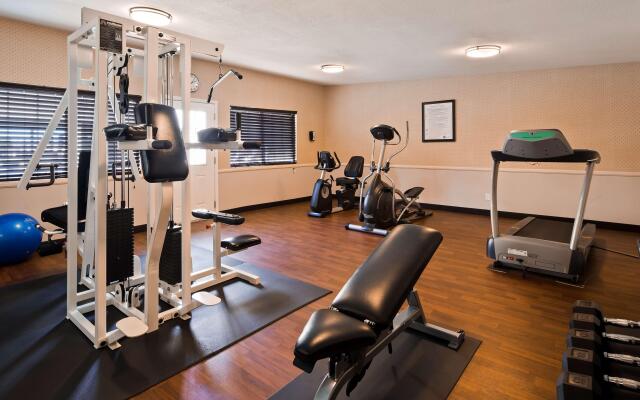 Best Western China Lake Inn