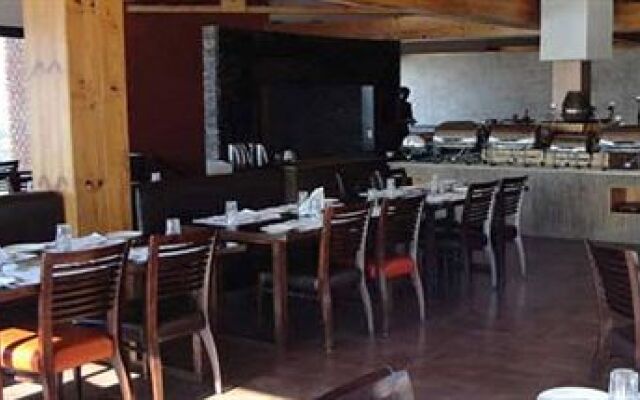 Kanatal Resorts & Spa