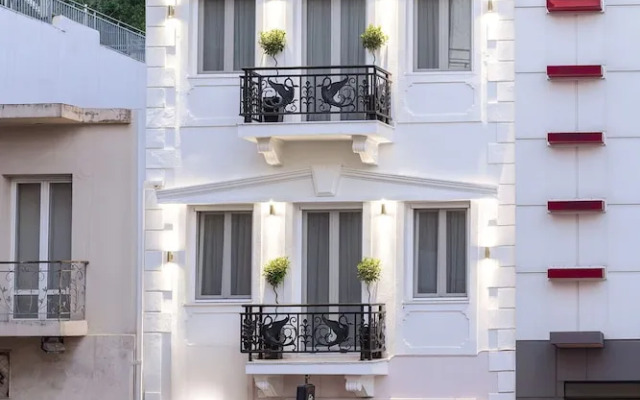 The Jax Luxury City Suites