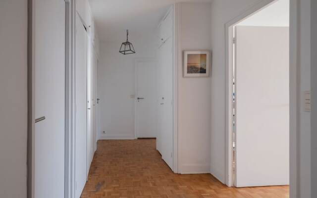 Eiffel Tower Loft residence