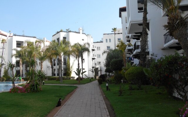 Lovely two Bedroom Apartment Ref T24302