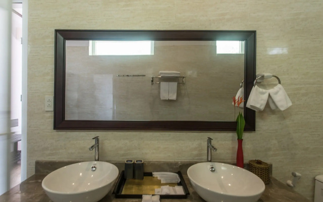 Sea Sense Resort