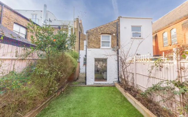 Tranquil 1 Bedroom Flat in Peckham