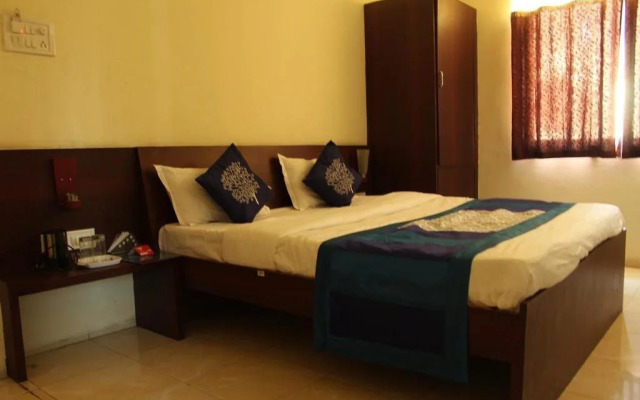 Hotel Om by FabHotels
