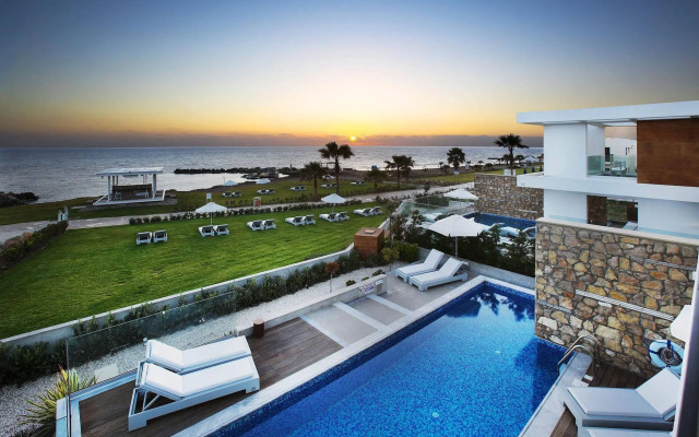 Paradise Cove Beach Villas