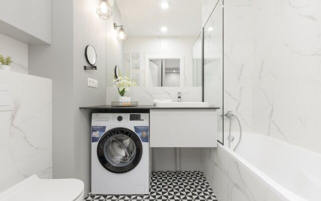 Near the Airport Warsaw by Renters