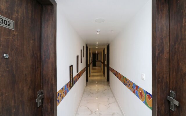 Capital O 23469 Hotel Ss Grandeur