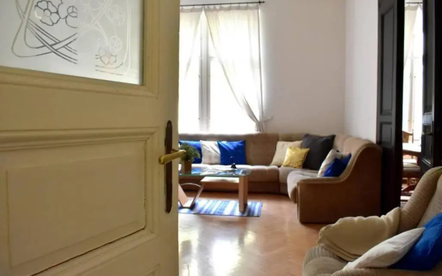 AIRSTAY PRAGUE - 3 BEDROOM residence with SAUNA