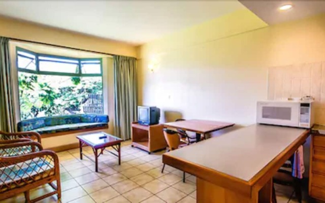 Tonoa Apartments