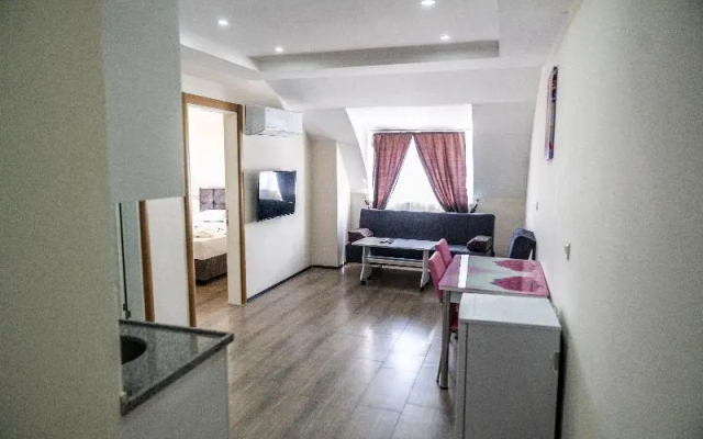 Ayya Sui̇t Hotel