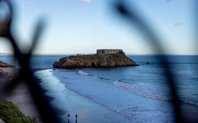 Caldey Bay Apartment - Lovely Sea Views