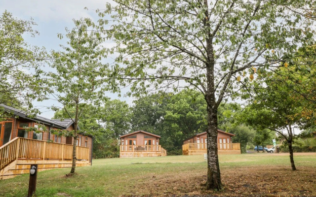 Woodpecker Lodge