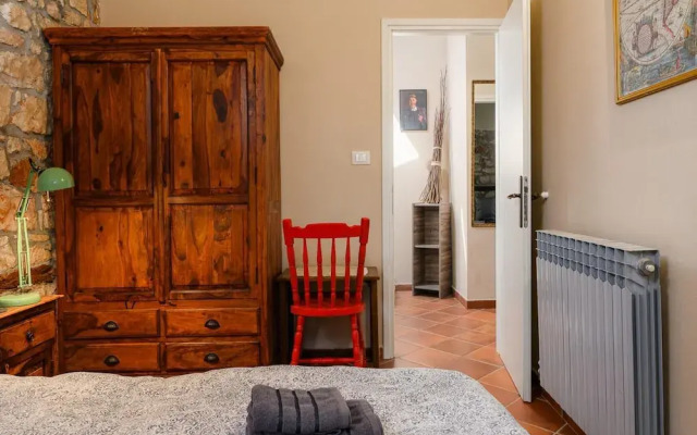 Warm Holiday Home With Terrace