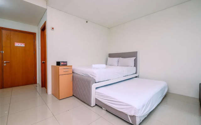 Fancy And Nice Studio Apartment At Woodland Park Residence