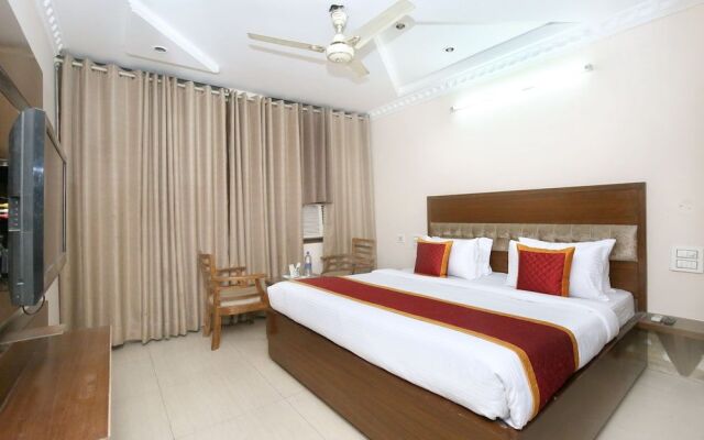 OYO 10386 Hotel Jimmy